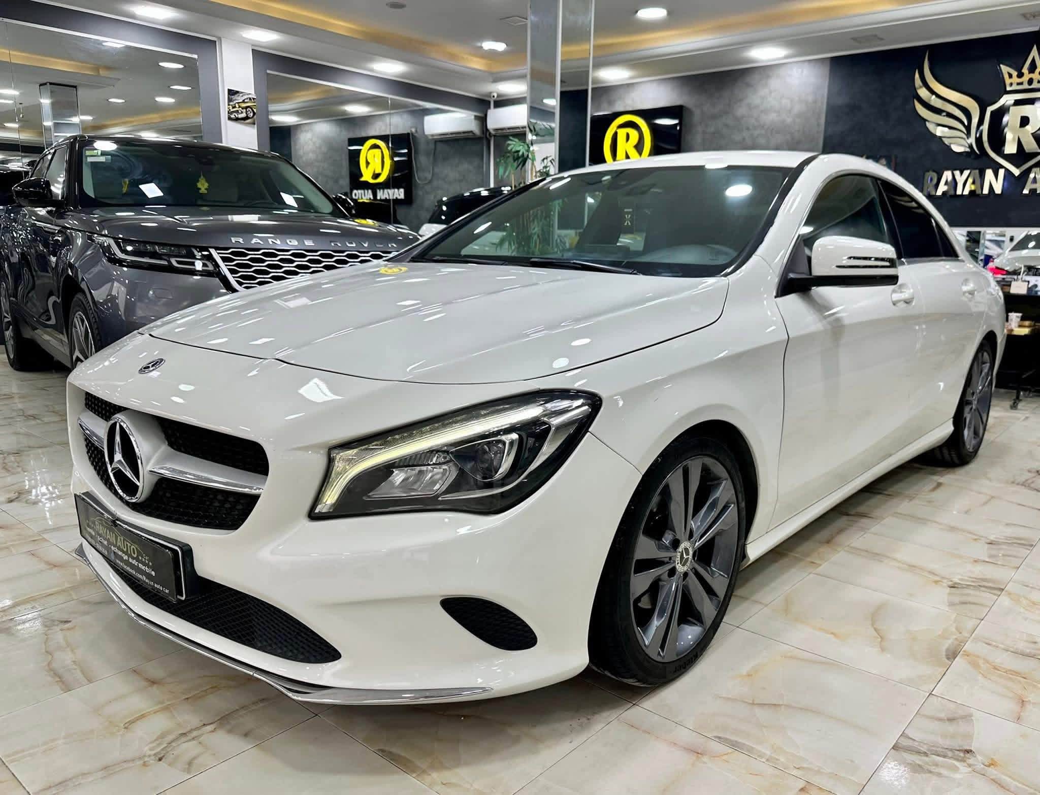 MERCEDES CLA 180 RESTYLÉ