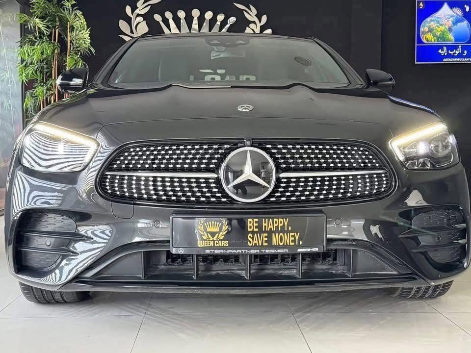 Mercedes-Benz Classe E300 Kit AMG Hybride – 2025